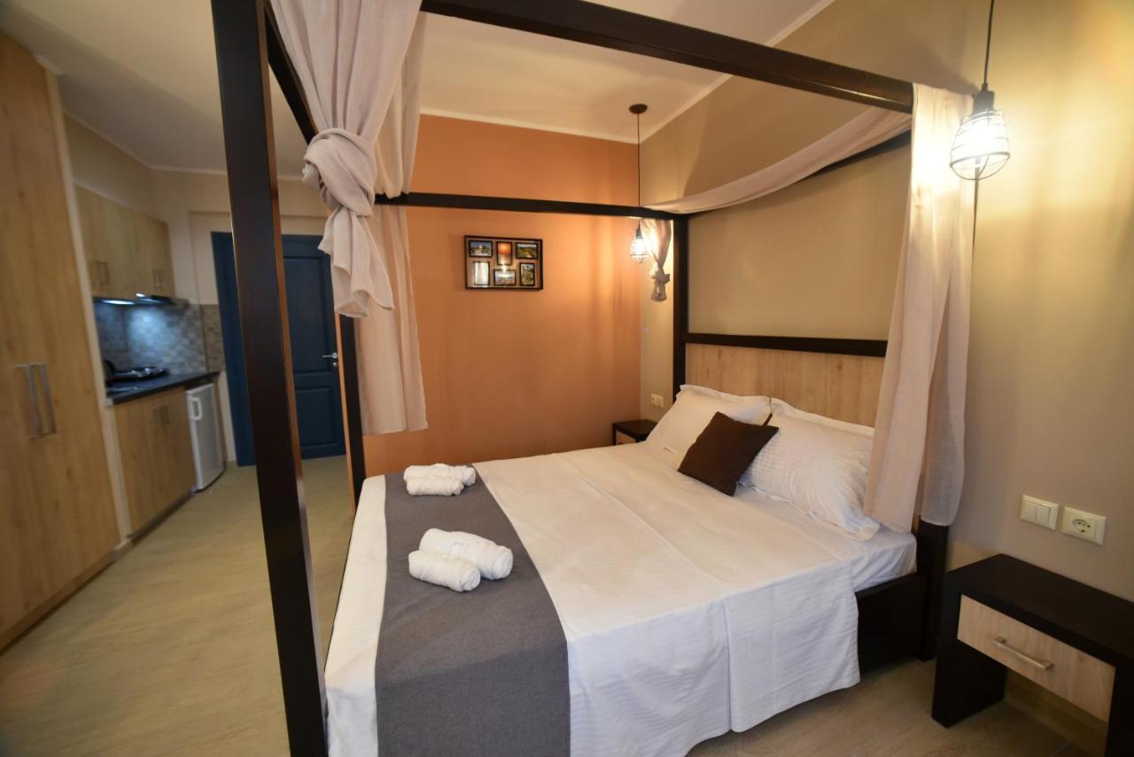 Shining Star Petra Aparthotel Екстериор снимка